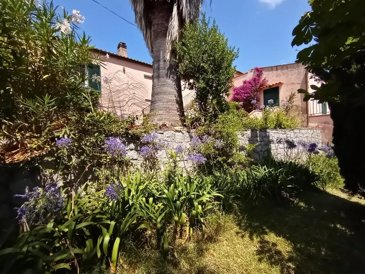 La Zanzara Villa Marciana  Italy